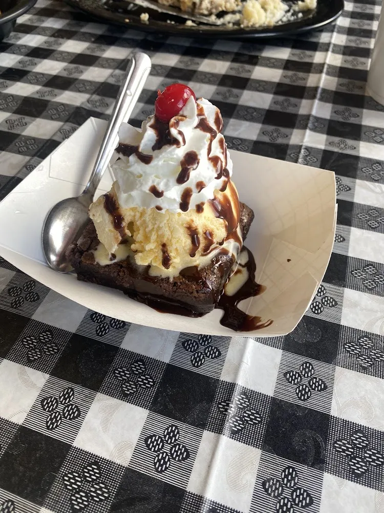Brownie Sundae